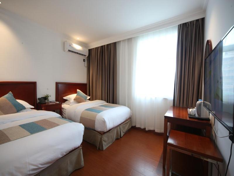 Greentree Inn Shanghai Zhongshan Hutai Hotel Exterior photo